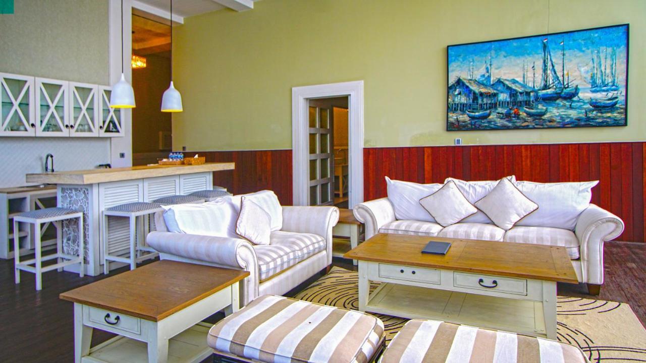 Resort The Crystal Luxury Bay 5*