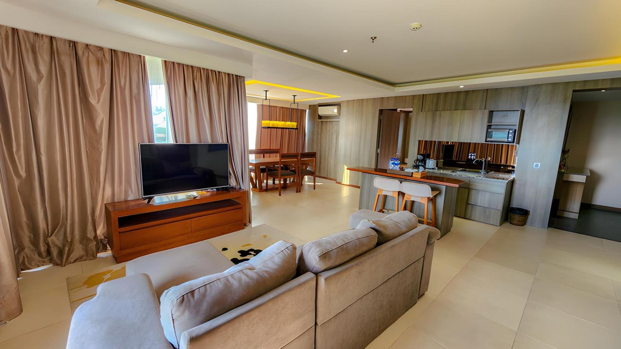 The Crystal Luxury Bay Nusa Dua (Bali)