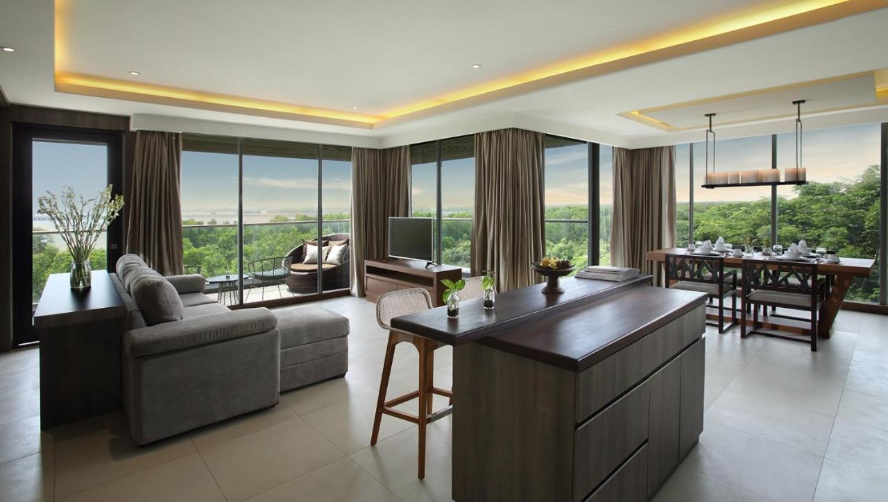The Crystal Luxury Bay Resort Nusa Dua (Bali)